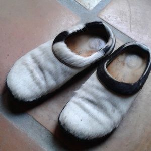 Birkenstock footprints cow fur shoes
